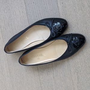 Classic Chanel Patent Leather Toe Ballet Flats
